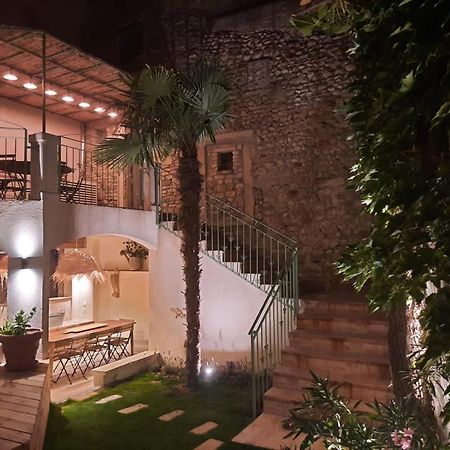 Drome Provencale Maison Familiale Calme Dans Village Valreas Luaran gambar