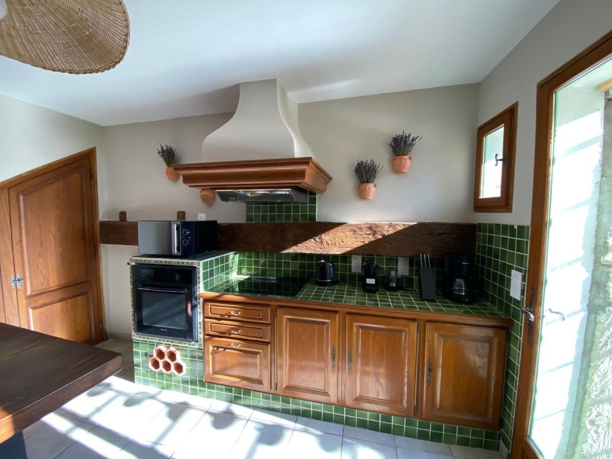 Drome Provencale Maison Familiale Calme Dans Village Valreas Luaran gambar