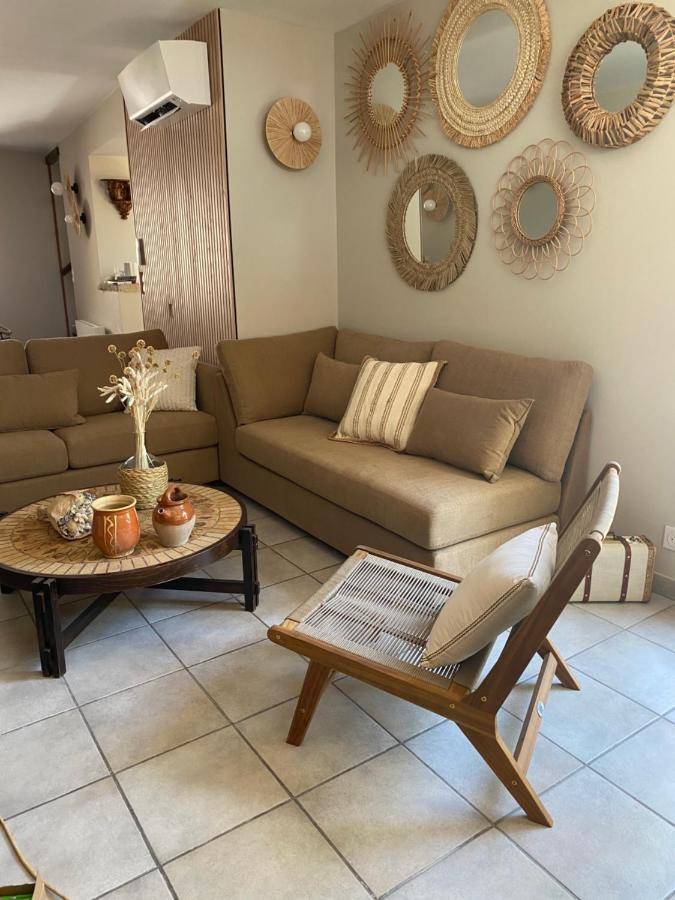 Drome Provencale Maison Familiale Calme Dans Village Valreas Luaran gambar