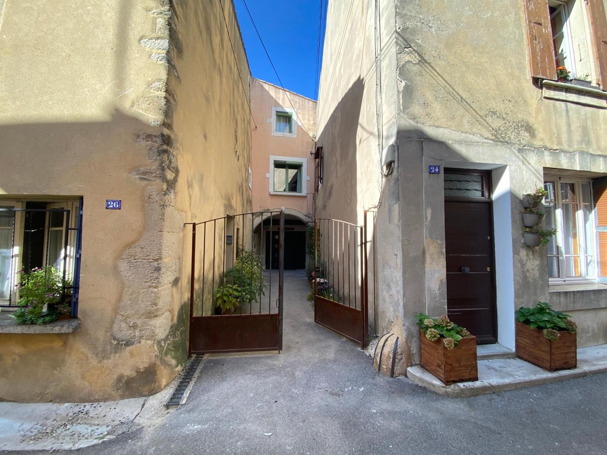 Drome Provencale Maison Familiale Calme Dans Village Valreas Luaran gambar