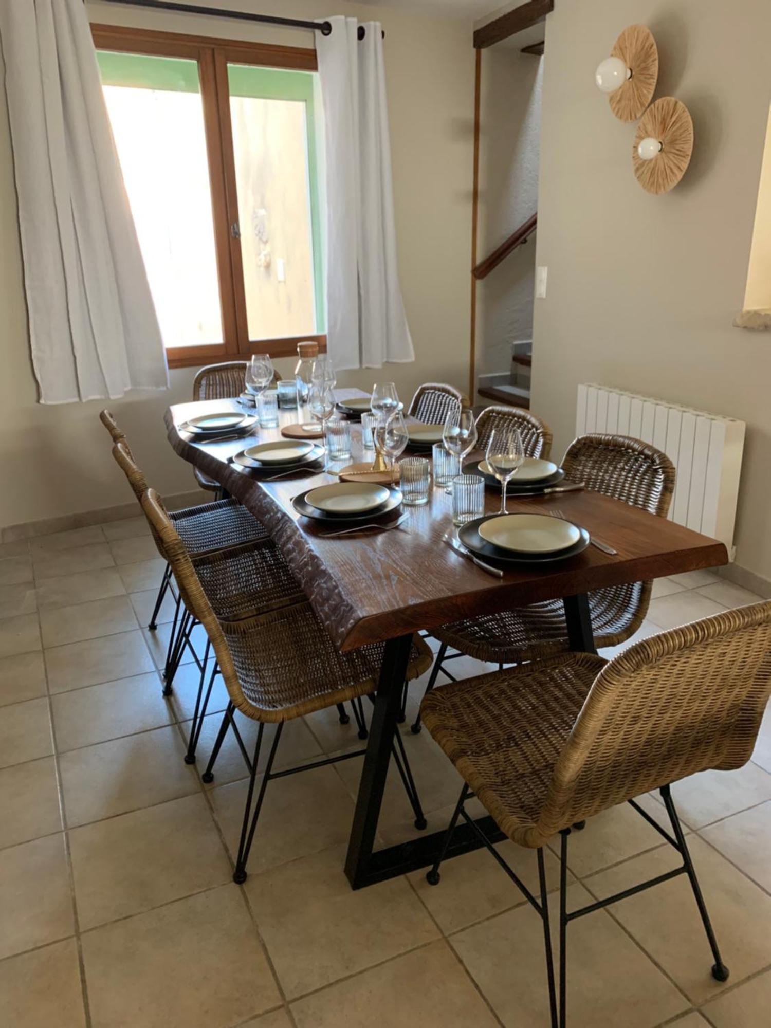 Drome Provencale Maison Familiale Calme Dans Village Valreas Luaran gambar