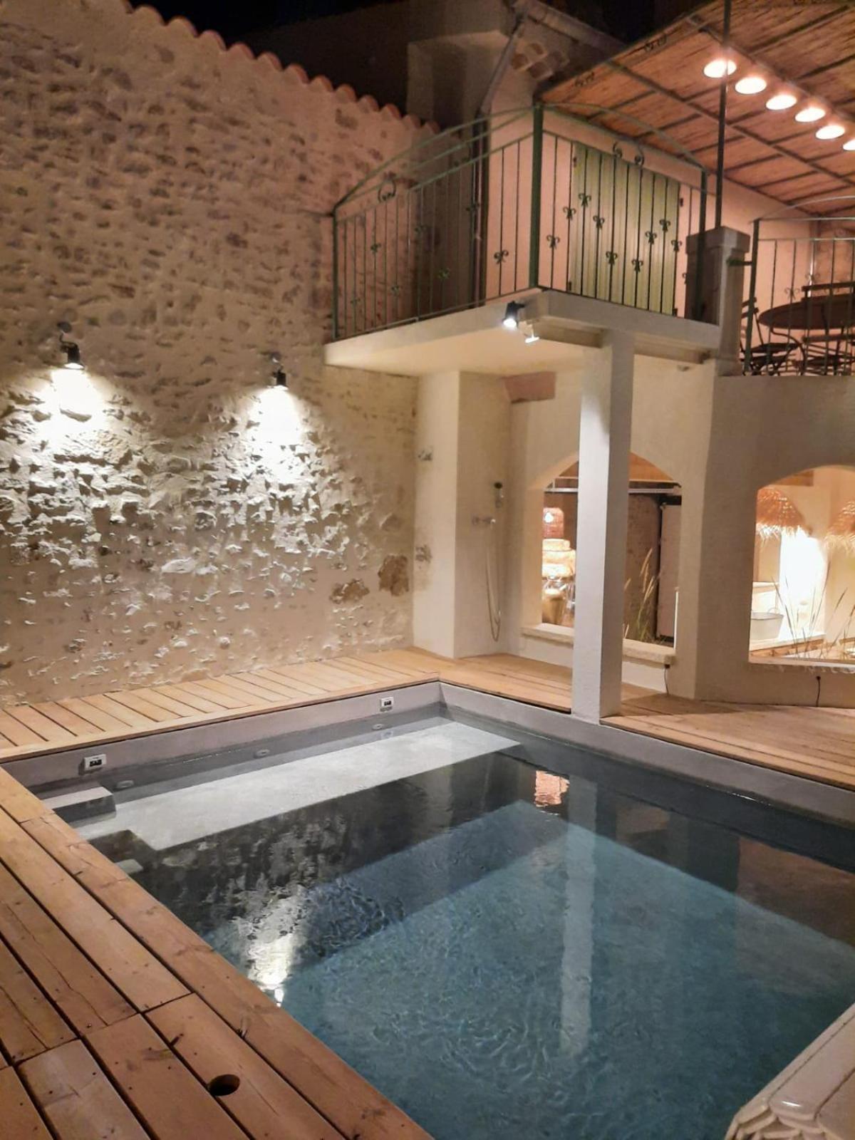 Drome Provencale Maison Familiale Calme Dans Village Valreas Luaran gambar