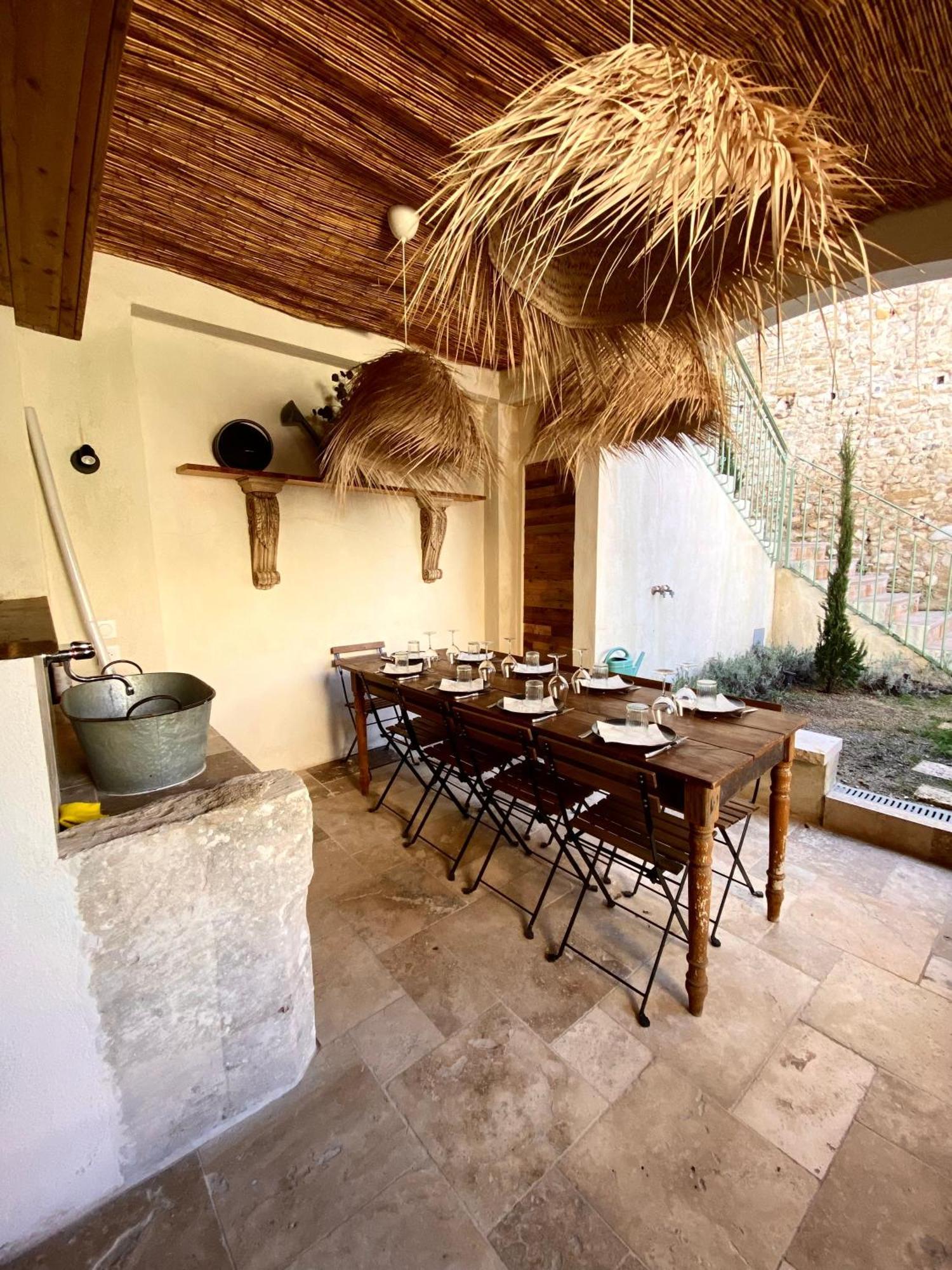 Drome Provencale Maison Familiale Calme Dans Village Valreas Luaran gambar